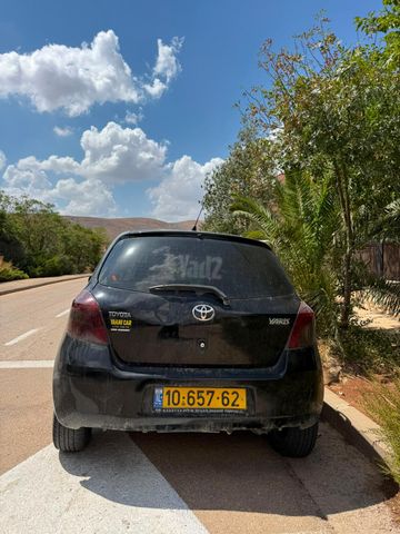 טויוטה יאריס