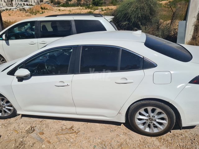 טויוטה קורולה