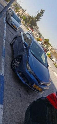 מודעת רכב טויוטה אוריס