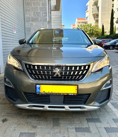 פיג'ו 3008