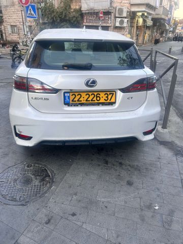 לקסוס CT