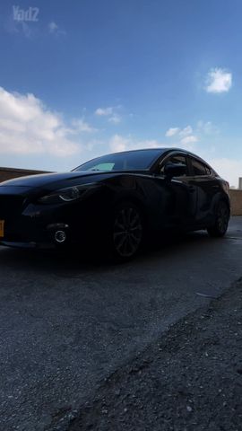 מאזדה 3