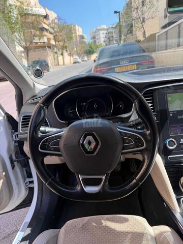 רנו מגאן