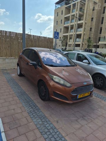 מודעת רכב פורד פיאסטה