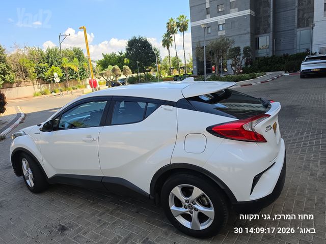 טויוטה C-HR