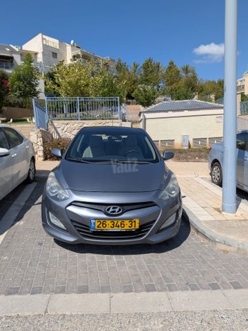יונדאי i30