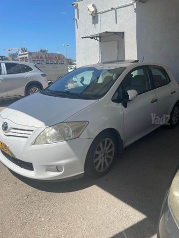 טויוטה אוריס