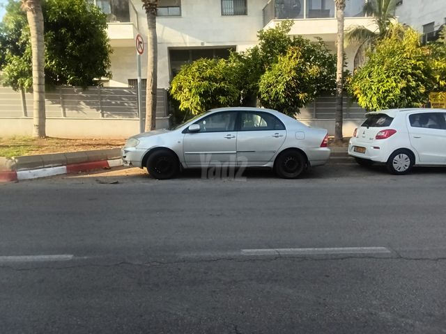 מודעת רכב טויוטה קורולה