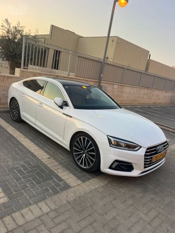 אאודי A5