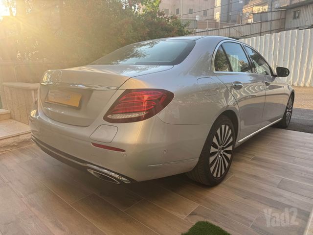 מרצדס-בנץ E-class