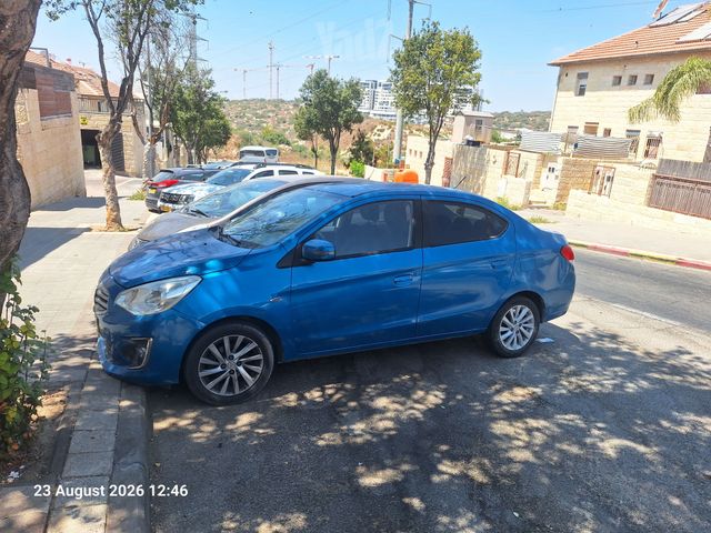 מיצובישי אטראז'