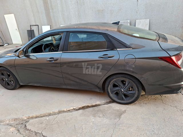 יונדאי אלנטרה