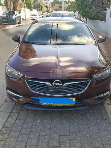 מודעת רכב אופל אינסיגניה