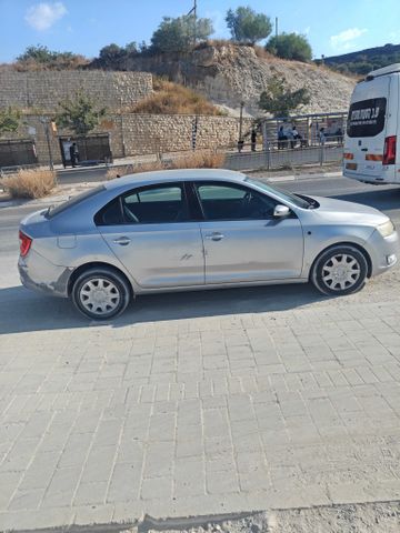מודעת רכב סקודה ראפיד