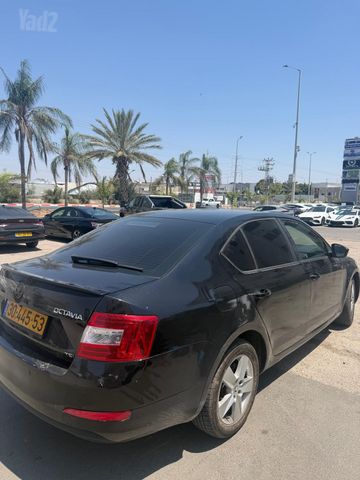 סקודה אוקטביה