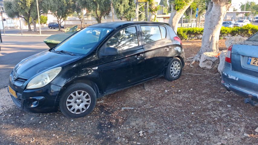 מודעת רכב יונדאי i20