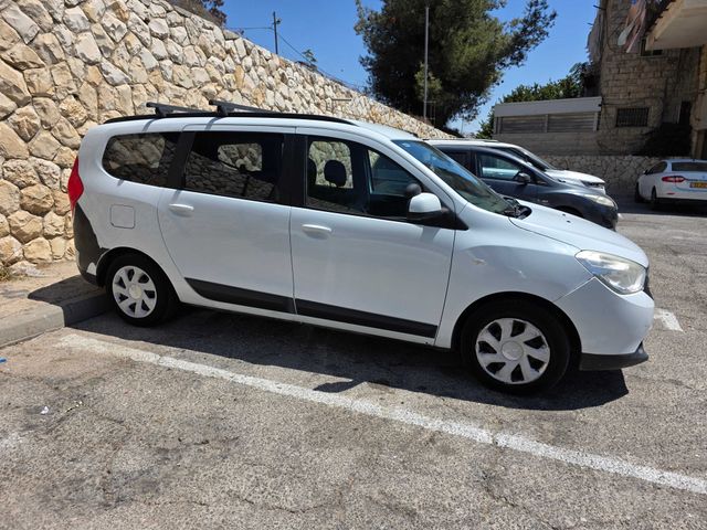 דאצ'יה לודג'י