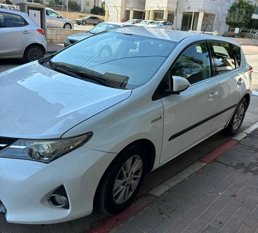 טויוטה אוריס