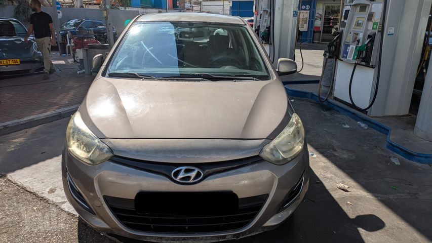מודעת רכב יונדאי i20