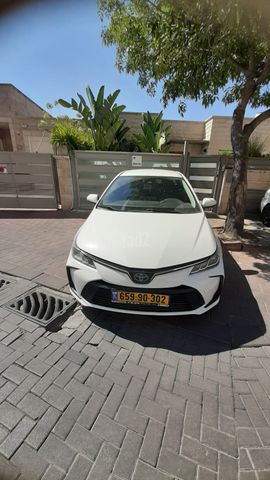 מודעת רכב טויוטה קורולה