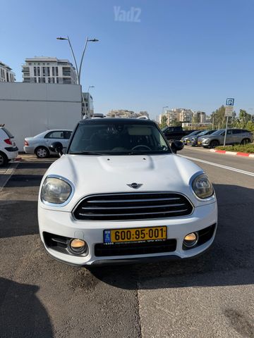 מודעת רכב מיני קאנטרימן