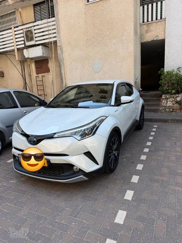 טויוטה C-HR