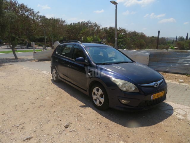 יונדאי i30