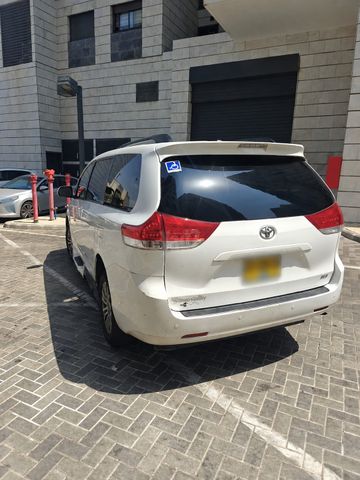 טויוטה סיינה