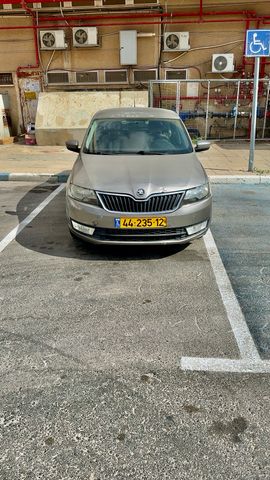 סקודה ראפיד