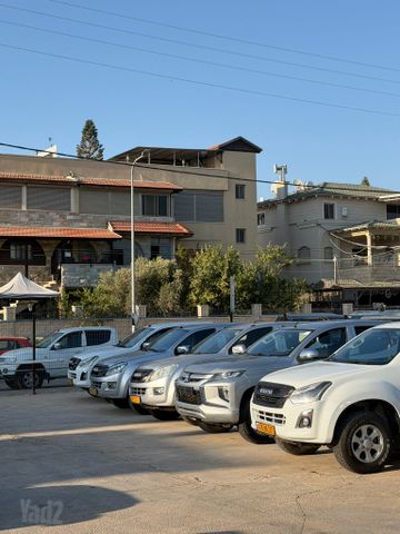 איסוזו די-מקס