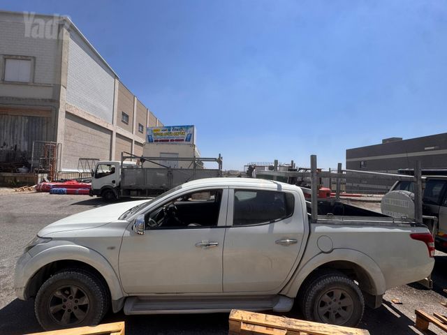 מודעת רכב מיצובישי טרייטון / L200