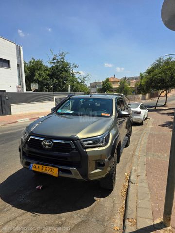 מודעת רכב טויוטה היילקס