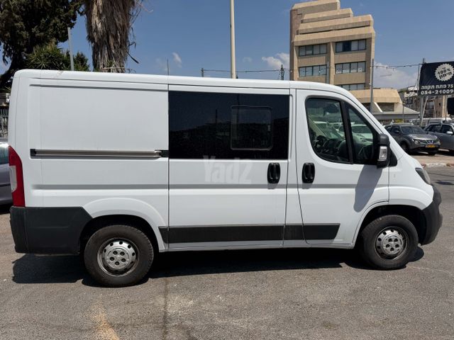 פיג'ו בוקסר