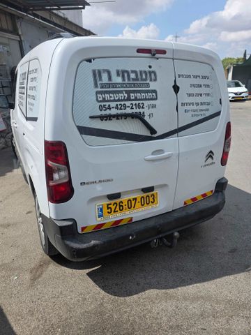 מודעת רכב סיטרואן ברלינגו