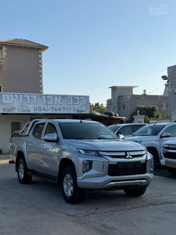 מיצובישי טרייטון / L200