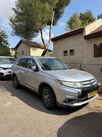 מודעת רכב מיצובישי אאוטלנדר