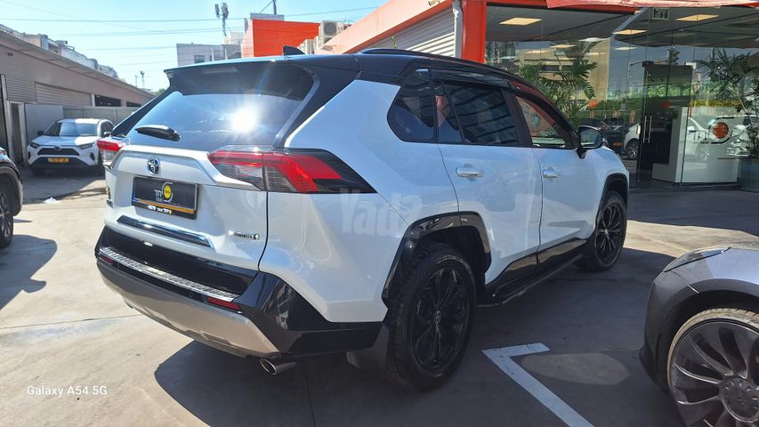 מודעת רכב טויוטה RAV4 2