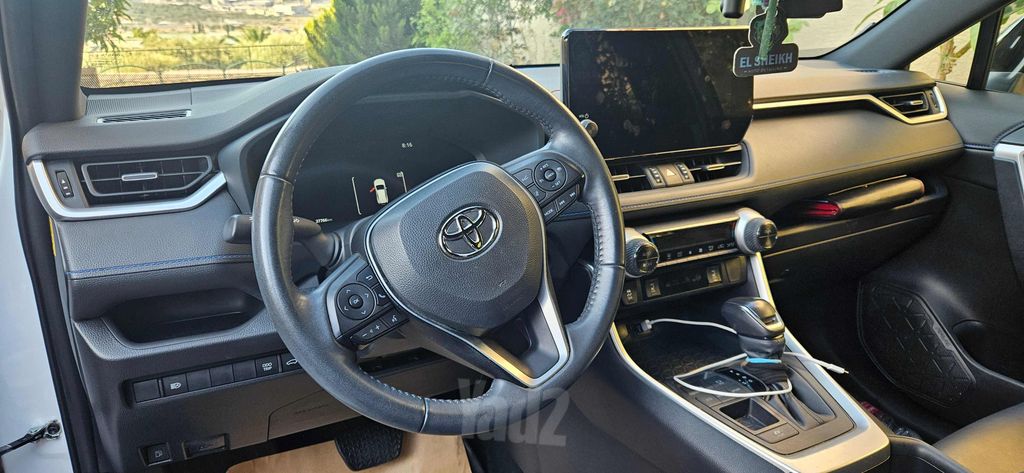 טויוטה RAV4