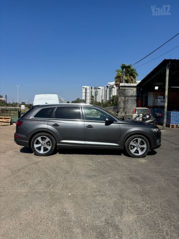 אאודי Q7