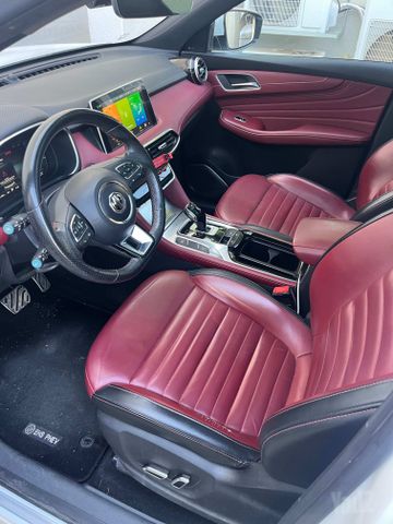 אם ג'י EHS PHEV