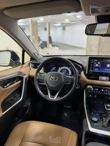 טויוטה RAV4