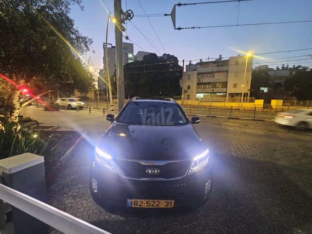 מודעת רכב קיה סורנטו