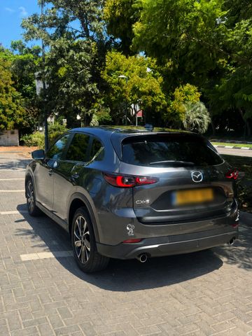 מודעת רכב מאזדה CX-5