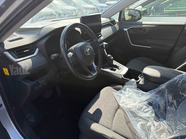 טויוטה RAV4