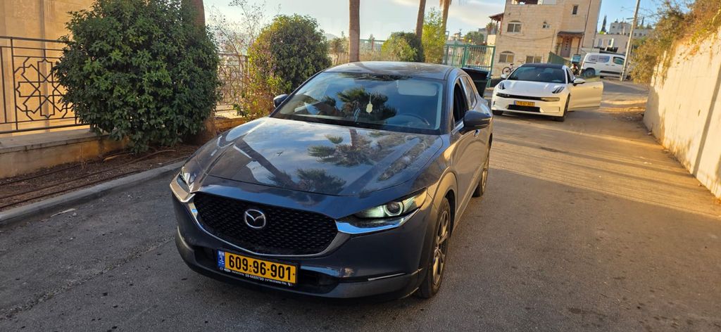 מאזדה CX-30