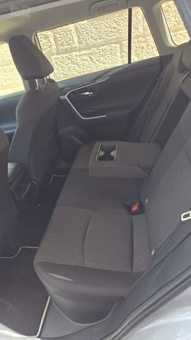 טויוטה RAV4