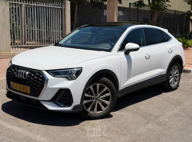 אאודי Q3