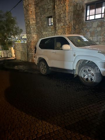 מודעת רכב טויוטה לנד קרוזר