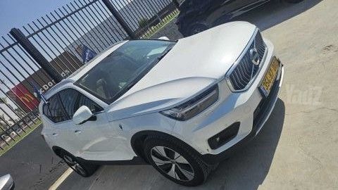 וולוו XC40