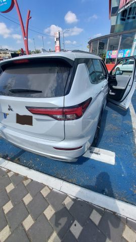 מודעת רכב מיצובישי אאוטלנדר